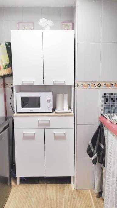Bonito Apartamento De Dos Dormitorios En El Centro Y Calle San Miguel Torremolinos Exterior foto