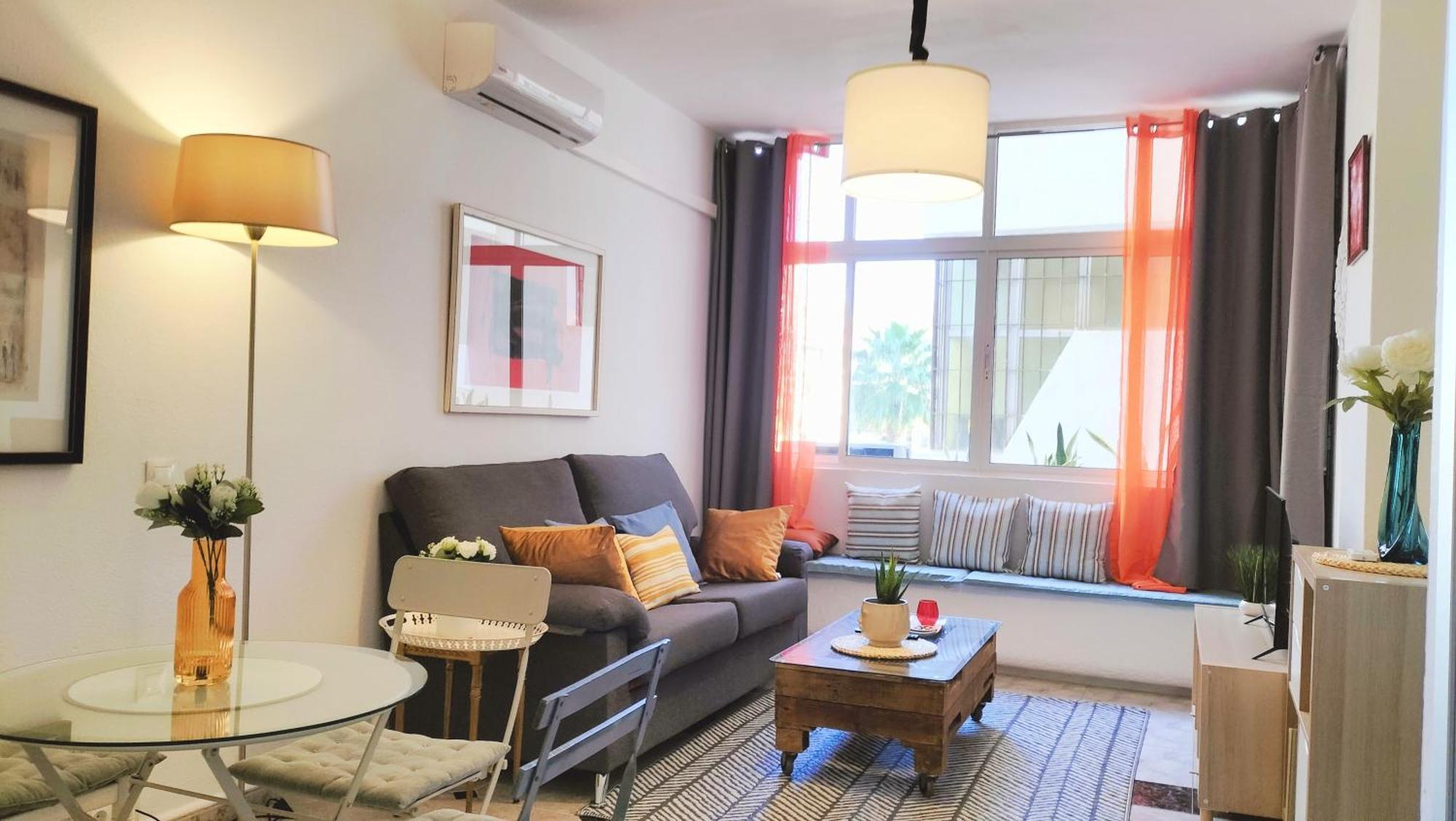 Bonito Apartamento De Dos Dormitorios En El Centro Y Calle San Miguel Torremolinos Exterior foto